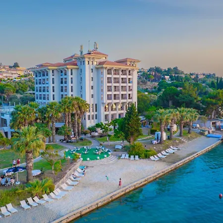 Sibyl Erythrai By Muup Otel